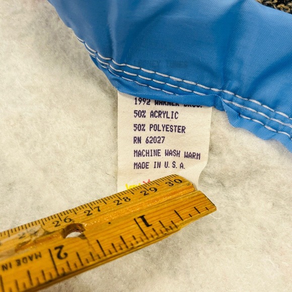 Vintage Looney Tunes‎ Sports Throw Blanket Bugs Taz Marvin Daffy Sylvester 1992 - Picture 5 of 7